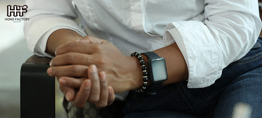 How to Stylishly Wear a Bracelet and Watch Together Tips and Tricks
